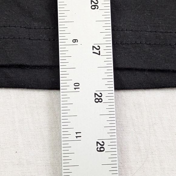 Mon Laferte Chilean/Mexican Musician, Singer, Composer Painter Concert Tee XL - Picture 5 of 8